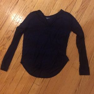 A long sleeve gap body tshirt